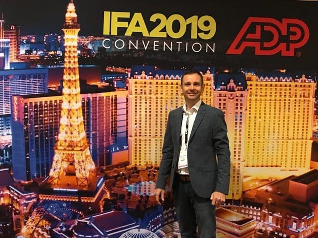 Winner of field service consultant award wins Las Vegas Trip