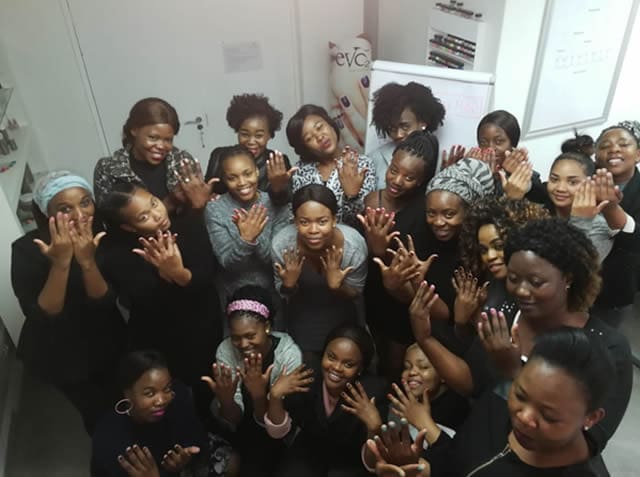 The lipstick effect drives the franchise beauty industry