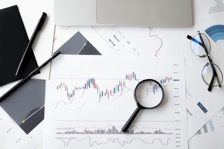 Finding funds to buy or franchise a franchise business